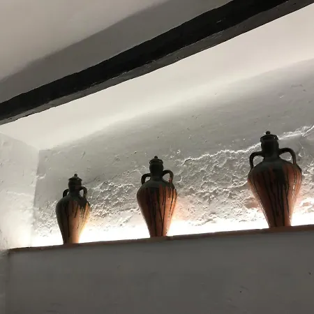 La Bodega De Lola * Alcublas