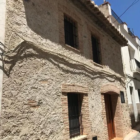 La Bodega De Lola Nyaraló *