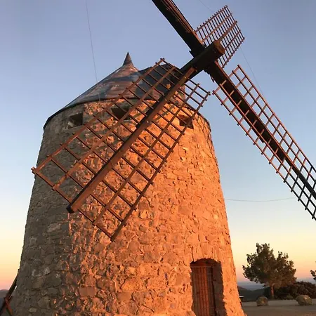 La Bodega De Lola Nyaraló