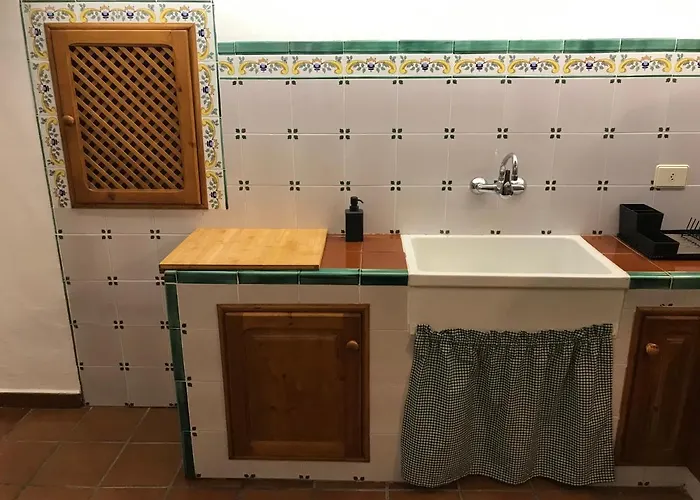 La Bodega De Lola * Alcublas